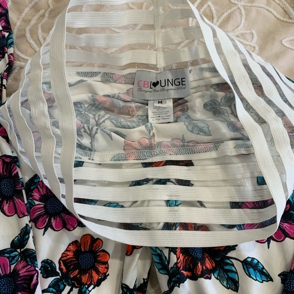 Floral Cute Booty Lounge Scrunch Butt Leggings - Picture 8 of 9